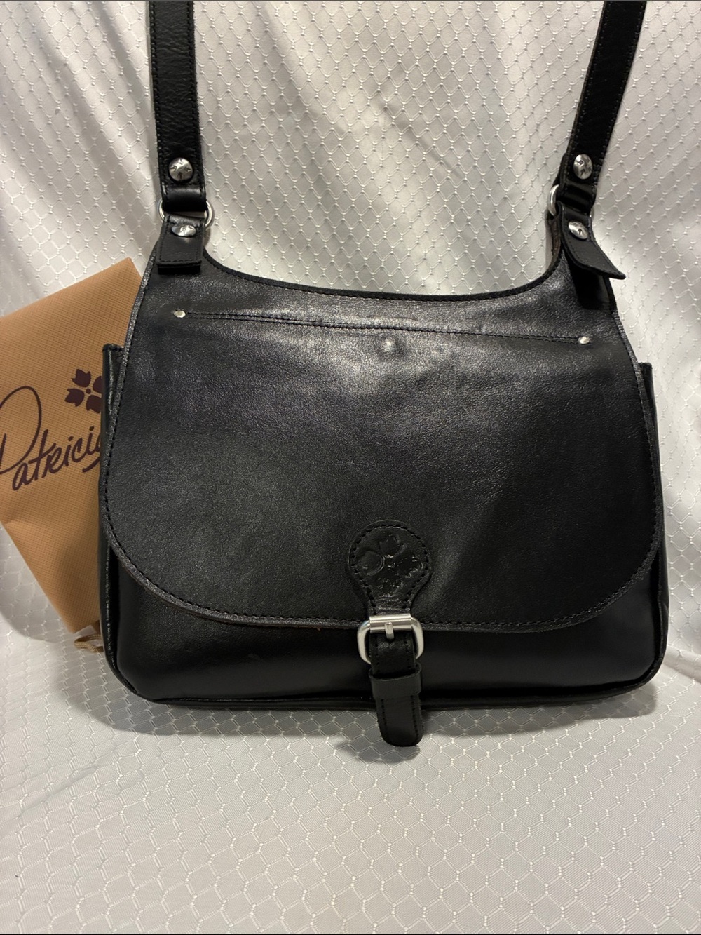 Patricia Nash London Saddle Bag Like New!!